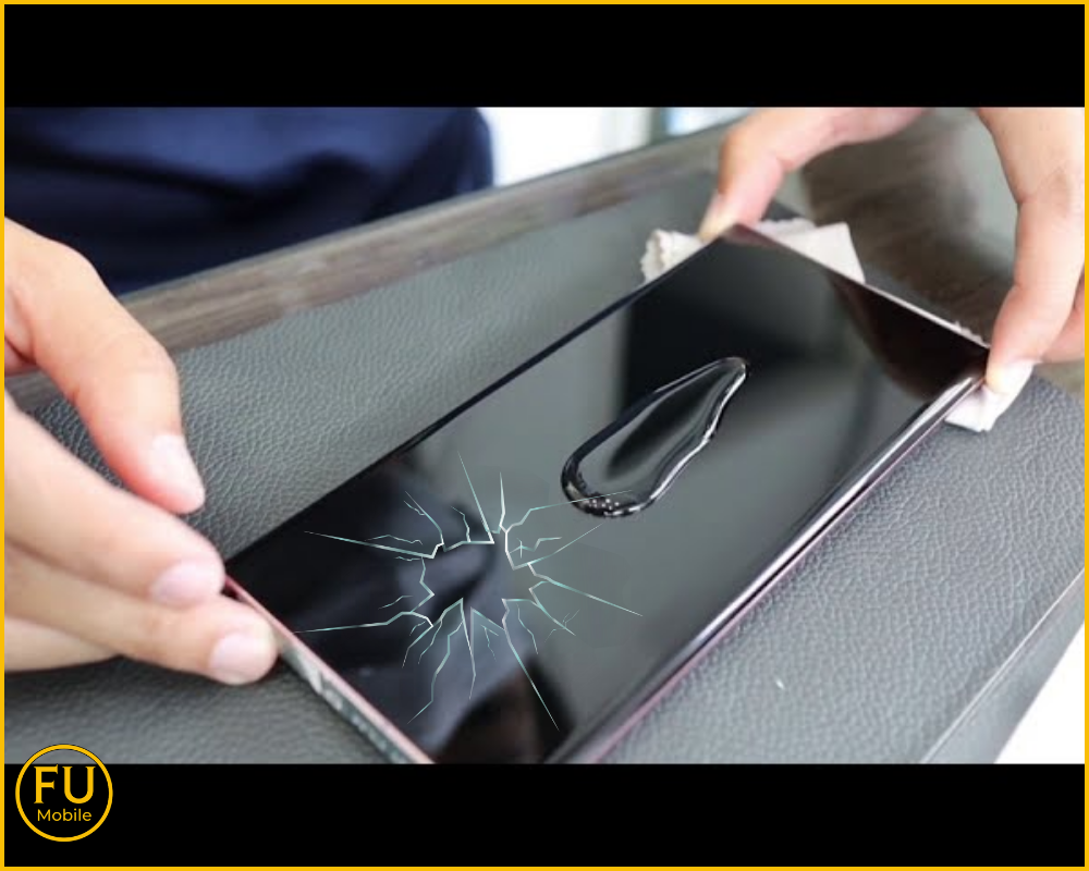 Keo lỏng rất dễ thấm qua khe nứt lọt vào lớp mạch cảm ứng gây liệt, loạn cảm ứng điện thoại