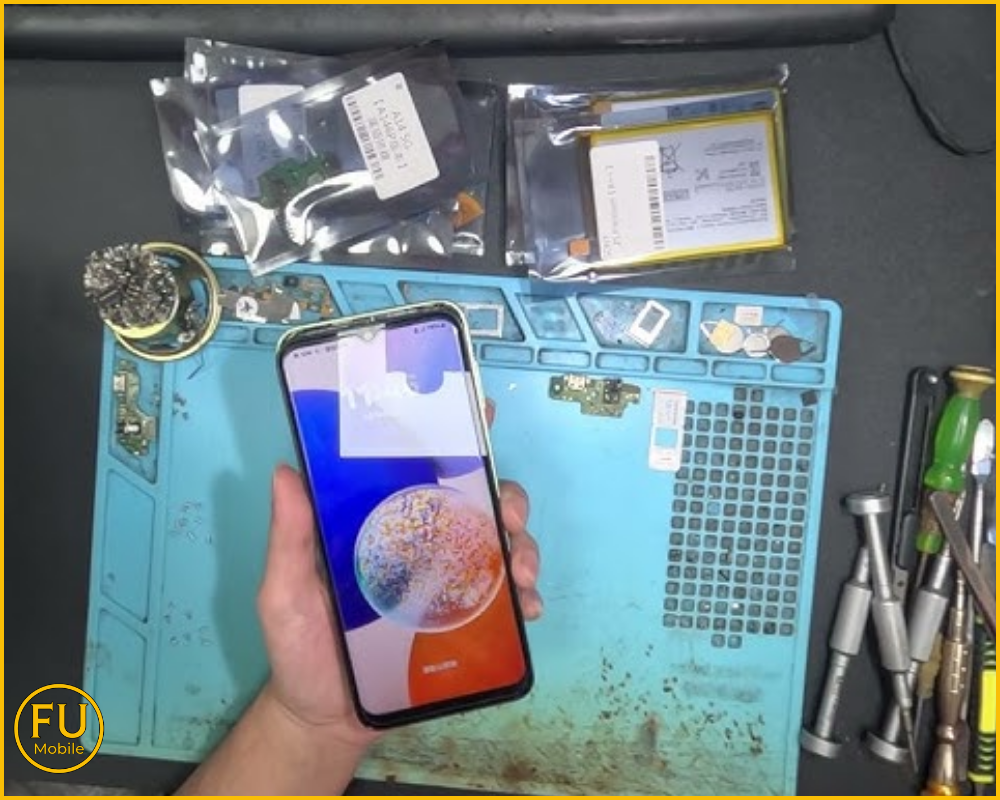  Các cửa hàng nhỏ lẻ, sửa vỉa hè tay nghề thợ không đồng đều, dễ gây hỏng màn hình