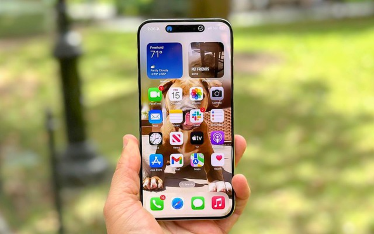 Mặt kính iP 15 Plus chất lượng cao tại FUMobile