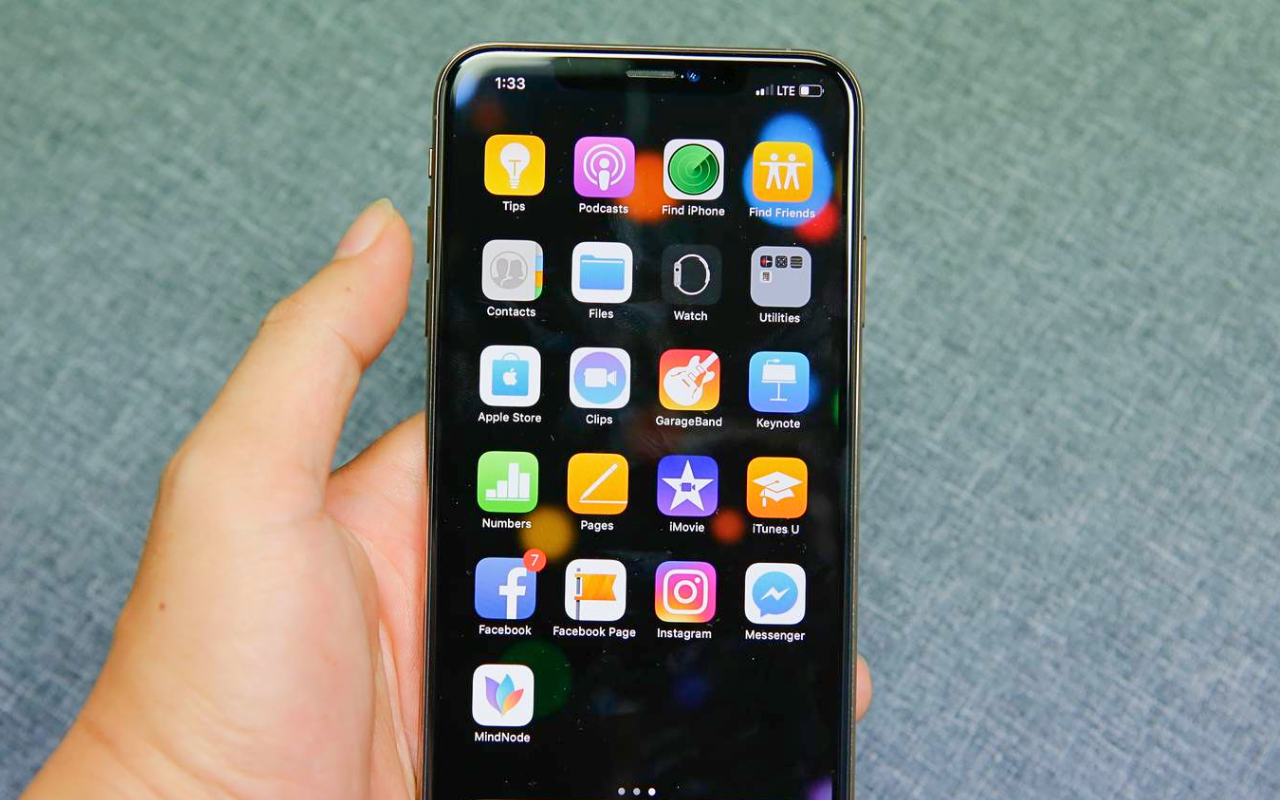 Mặt kính iPhone Xs
