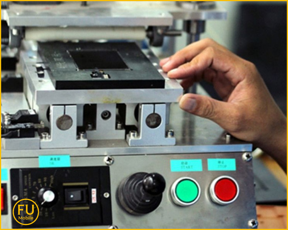 Công nghệ ép kính không tháo máy S22 Ultra hiện đại