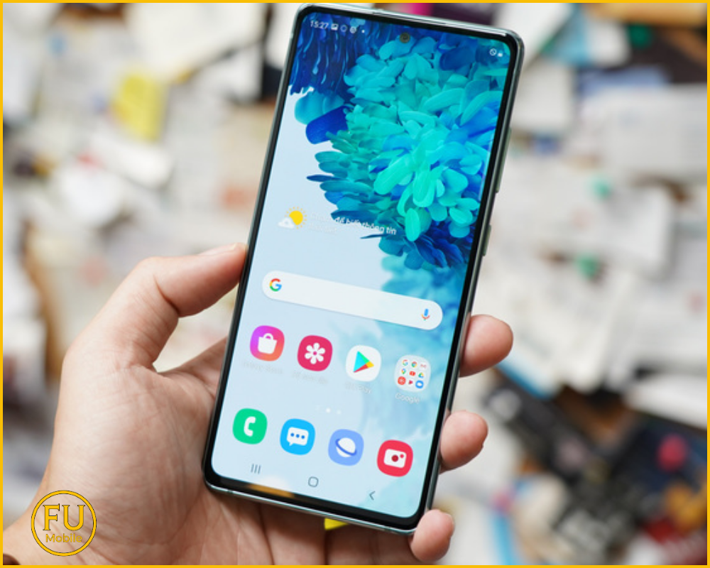 Trước khi rời cửa hàng, hãy kiểm tra kỹ bọt khí, bụi lọt vào kính hoặc hiện tượng hở sáng