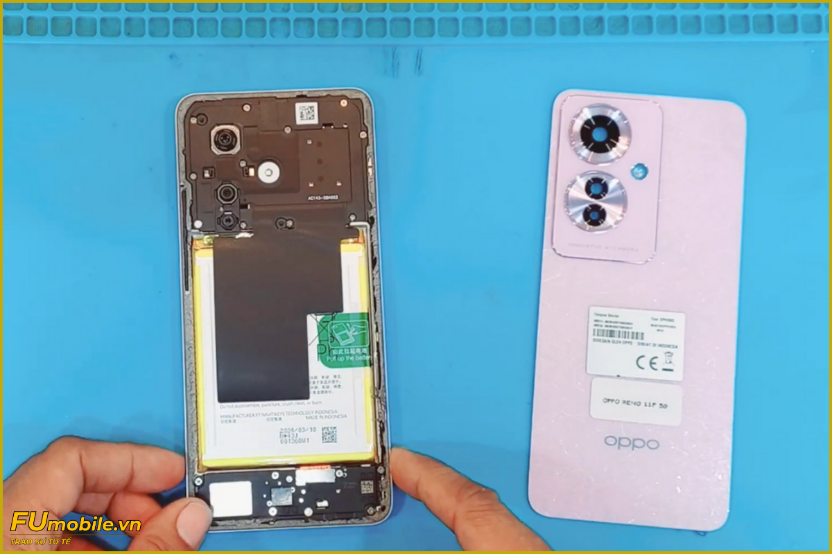 OPPO Reno11 F pin chai, phù cần thay mới