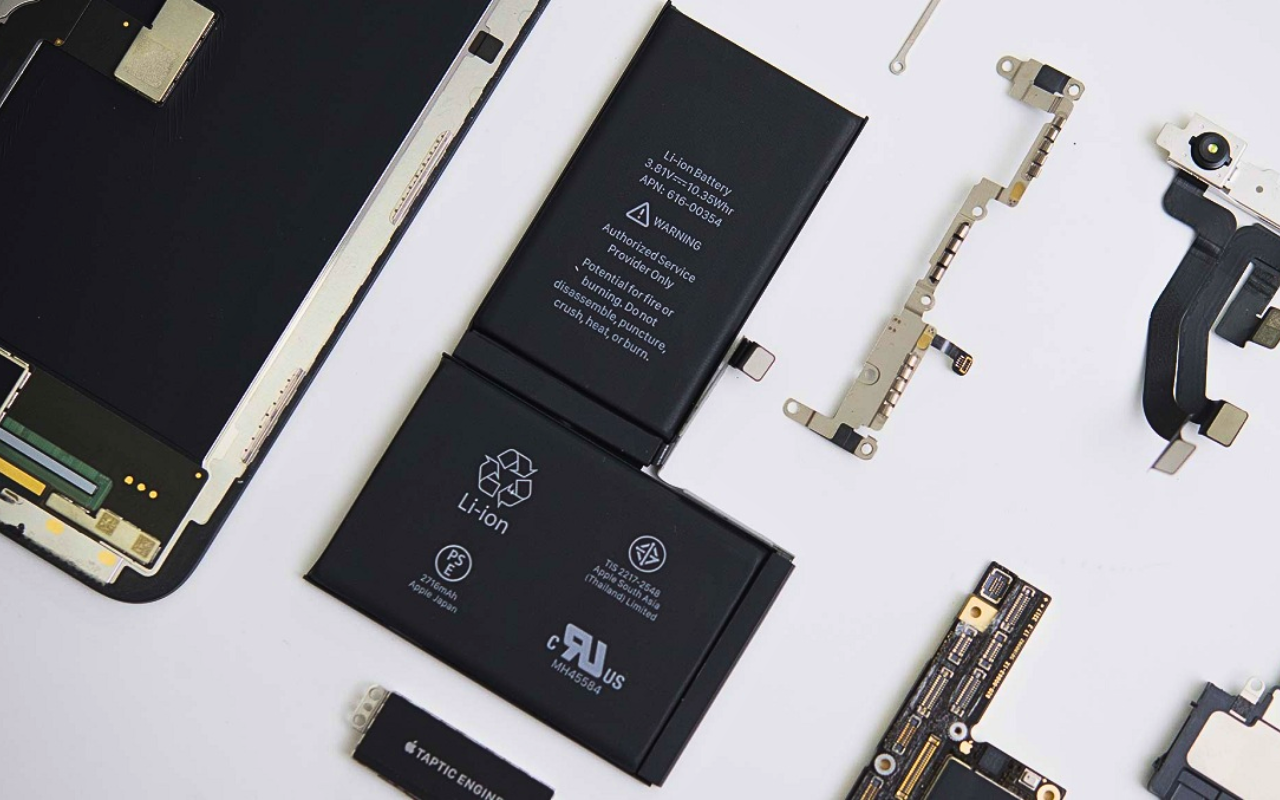 Pin của iPhone X