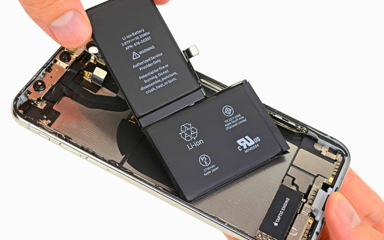 Pin iPhone Xs