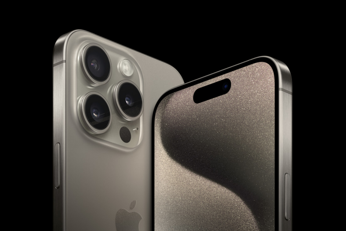 Thiết kế Titan và Màn hình Super Retina XDR_ Sang trọng và bền bỉ
